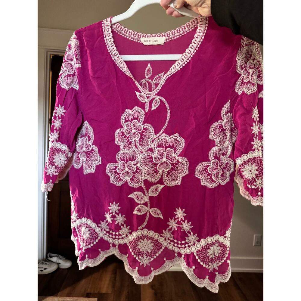 Solitaire Embroidered Floral Boho Blouse Women’s Medium